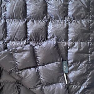 Eddie Bauer DOWN Packable Lightweight Warm Throw Blanket 7oz Fill Camping Travel